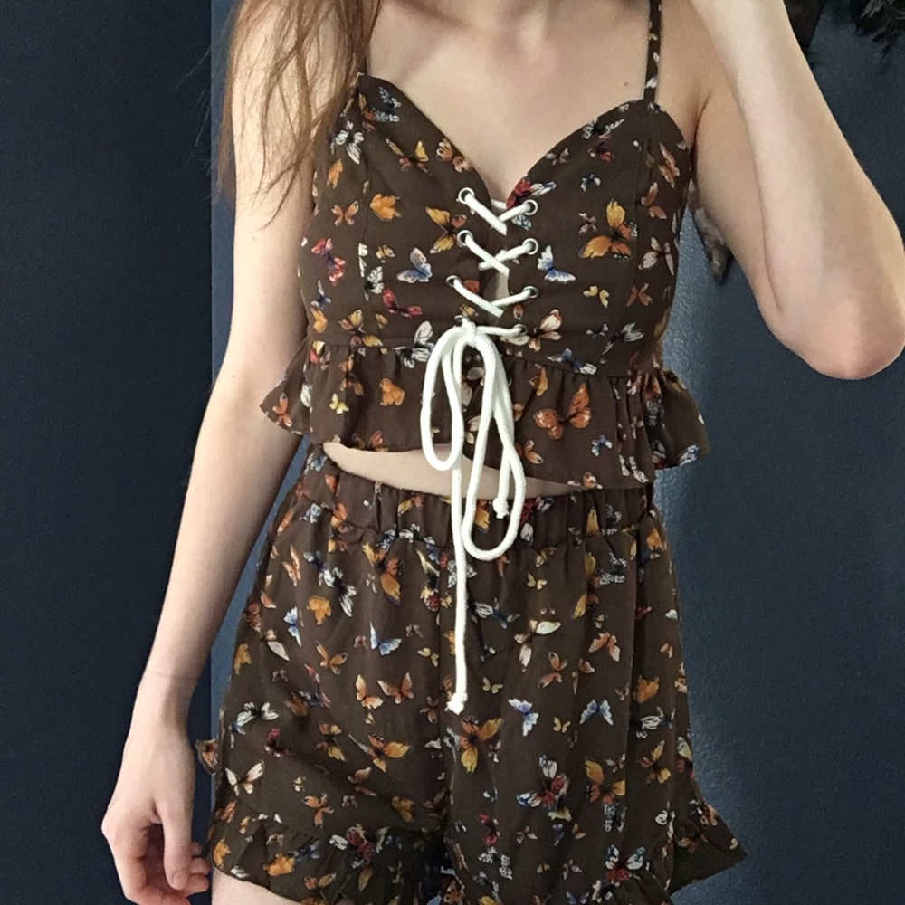 2-piece butterfly outfit!
